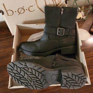 Born Levanzo Black Ankle Boots
